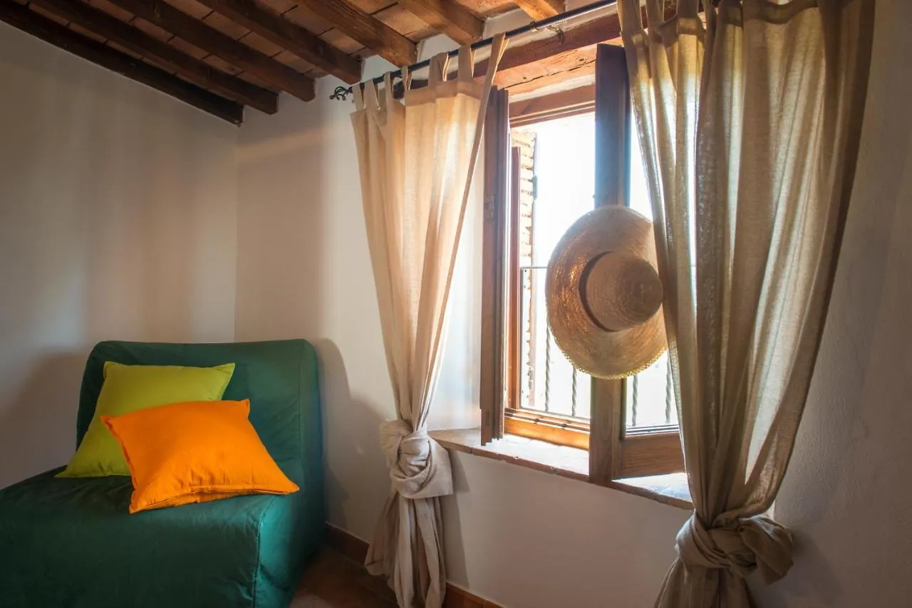 Agriturismo Schiaccia Ghiande Massa Marittima 0*,  Italy